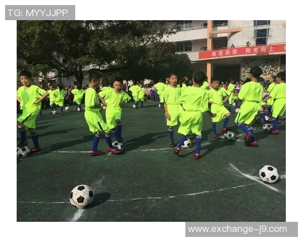 炫舞足球宝贝图片展示青春活力与运动魅力的完美结合